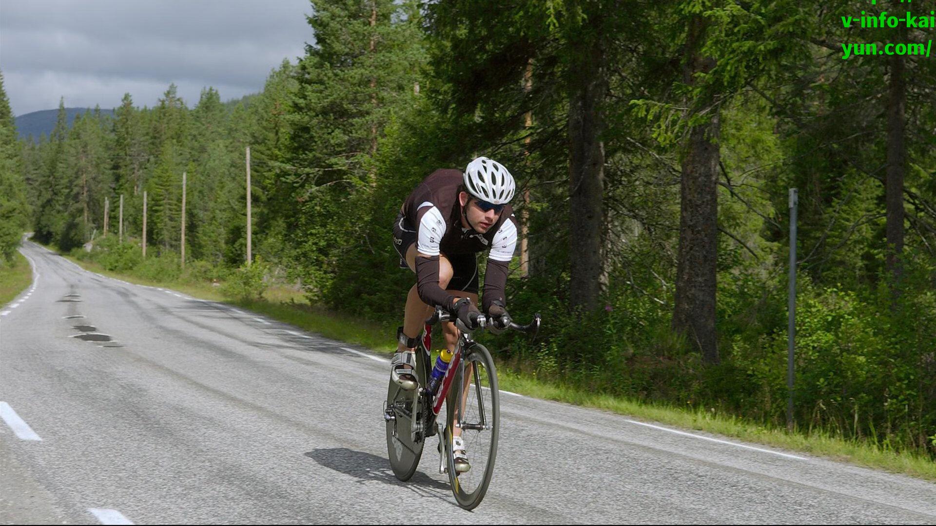【开云体育下载】伯恩茅斯中场库克热身赛遭遇侧副韧带损伤，官方确认无需手术但归期待定